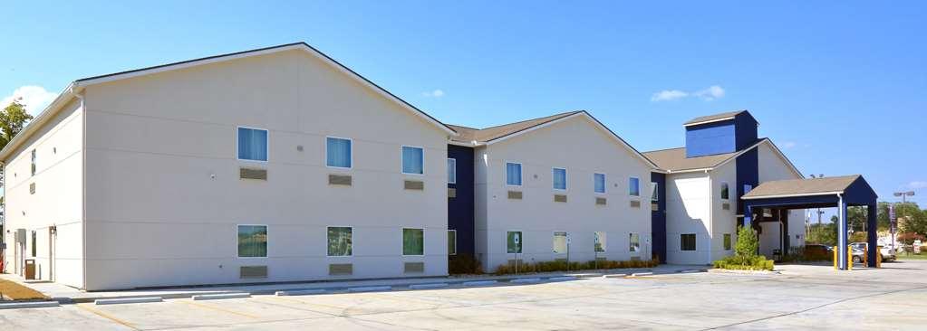 Americas Best Value Inn & Suites-Prairieville Eksteriør bilde