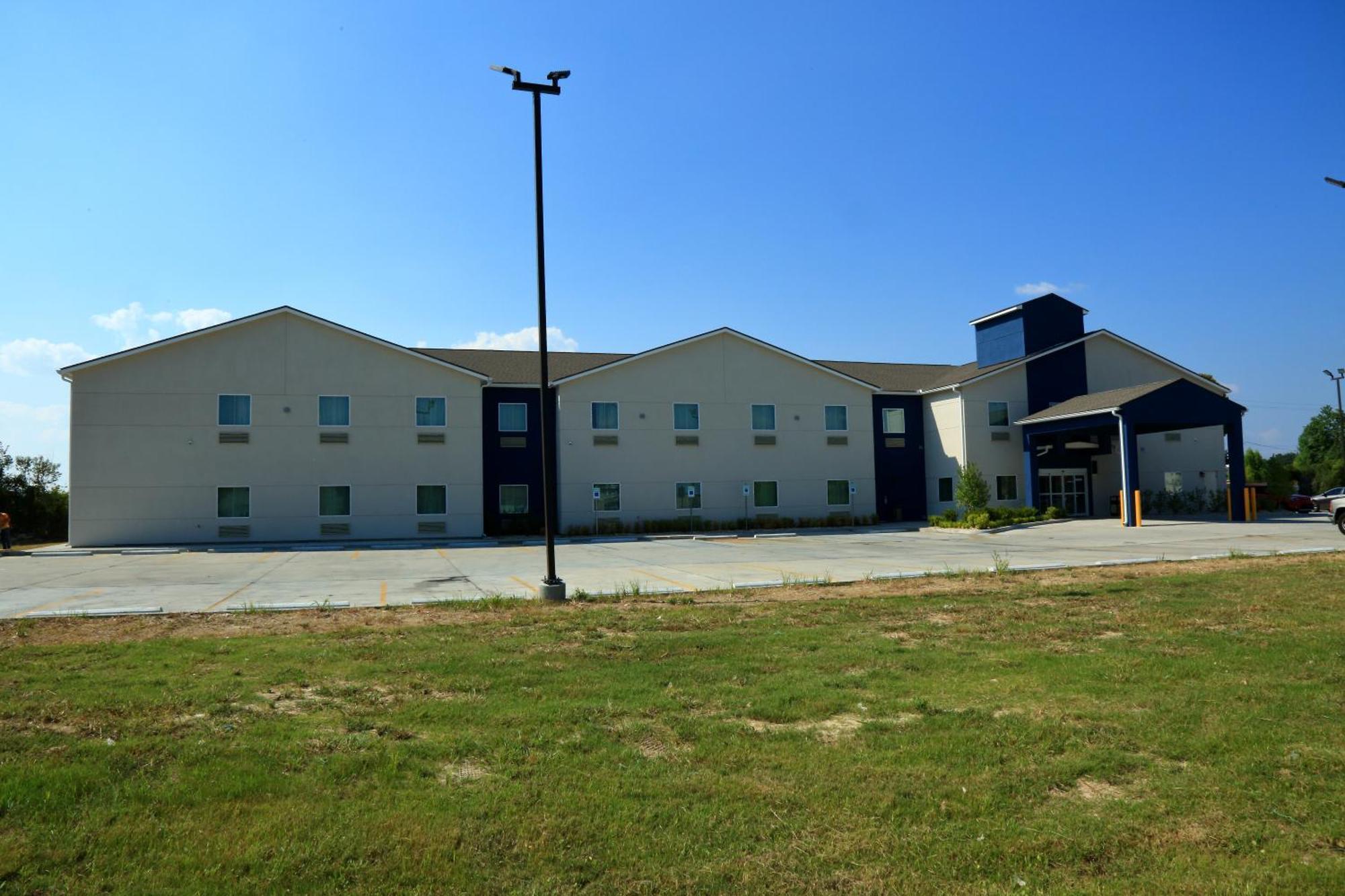 Americas Best Value Inn & Suites-Prairieville Eksteriør bilde